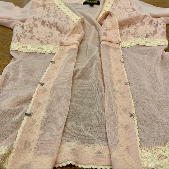 Allure y2k pink mesh and lace sheer top with cream lace details and hook closure - Picture 6 of 10